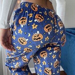 Peanuts Snoopy halloween pajama pants
